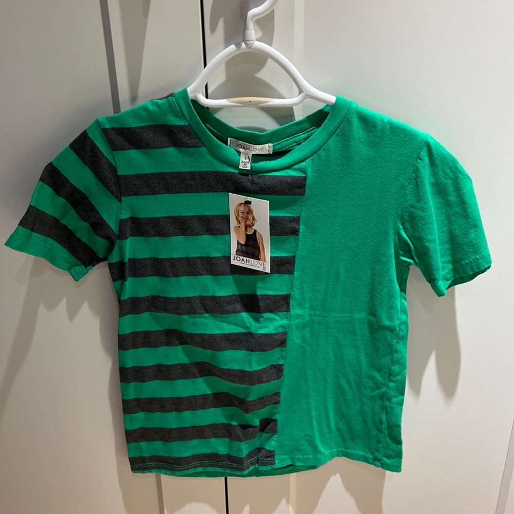 Kids top size 8